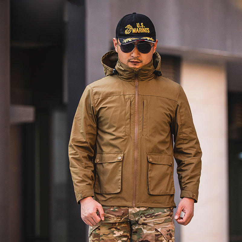 Fashion Simple Men's Outdoor Camouflage Jacket: Your Perfect Companion for Adventure